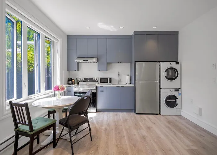 Dunbar Brand-New Laneway House